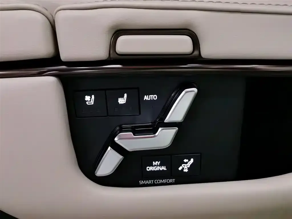 Toyota Vellfire 2024 из CN, фото 6