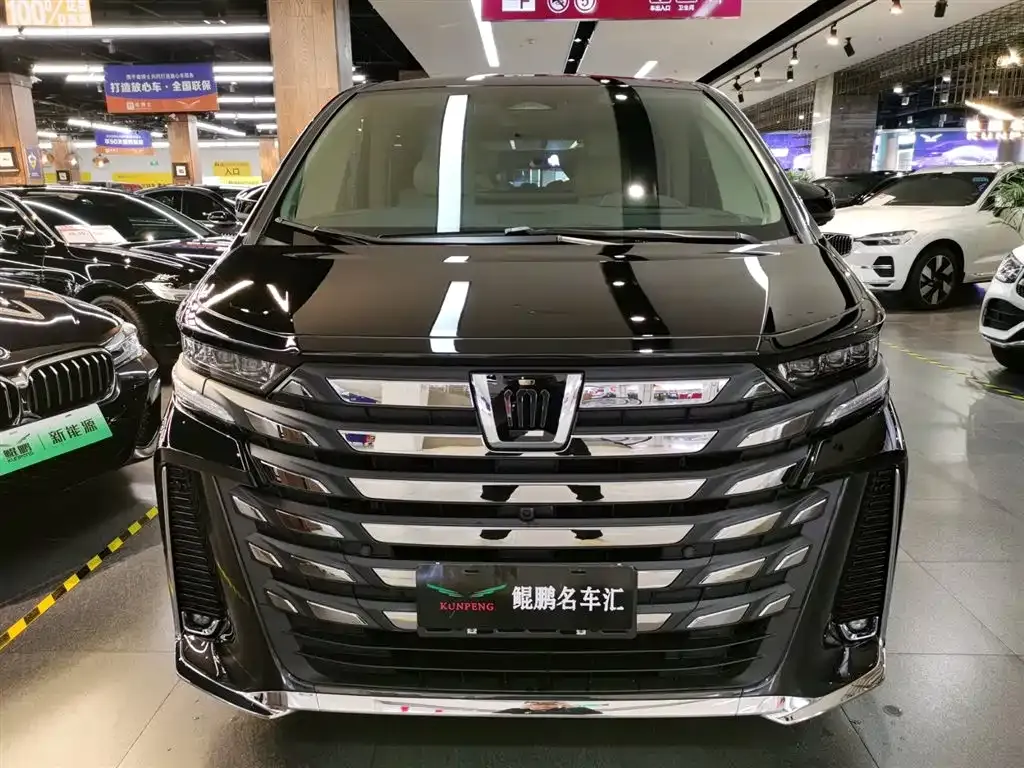 Toyota Vellfire 2024 из CN, фото 3