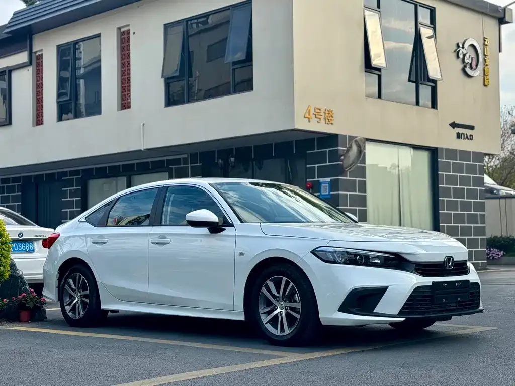 Honda Civic 2022 из CN, фото 10