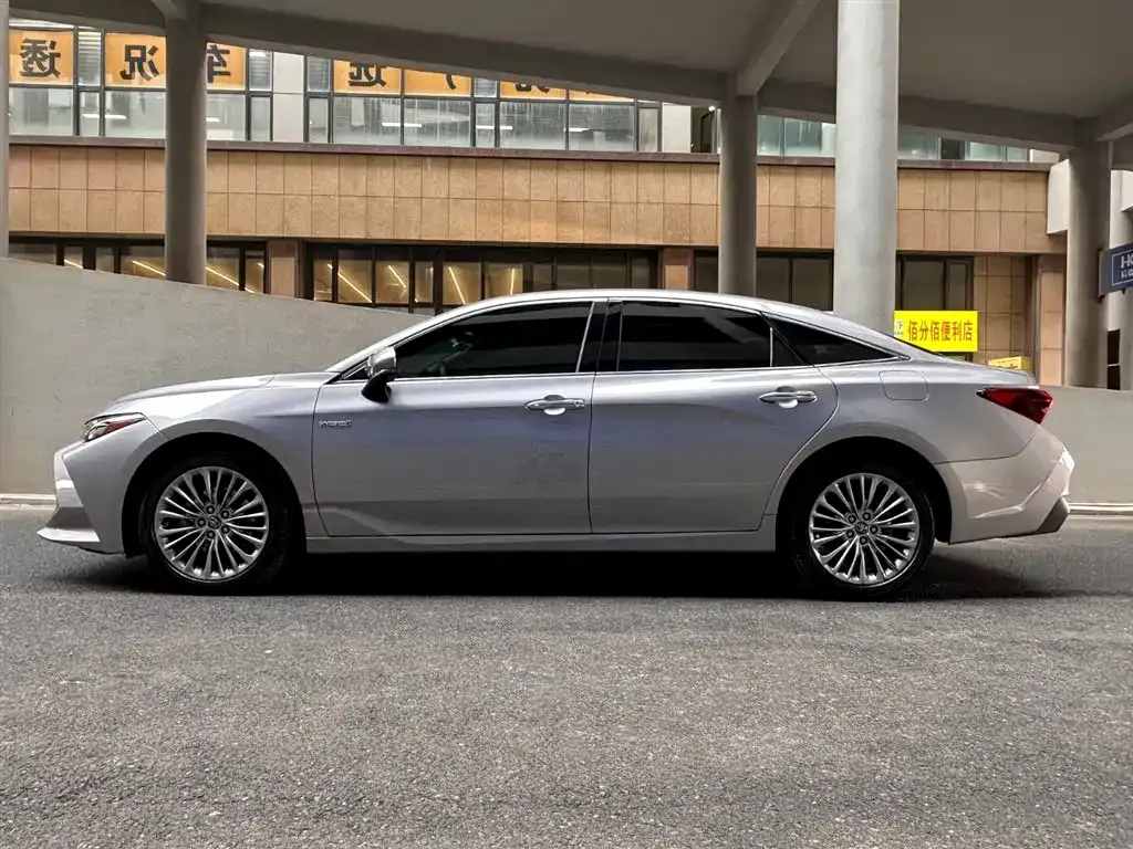 Toyota Avalon 2021 из CN, фото 9