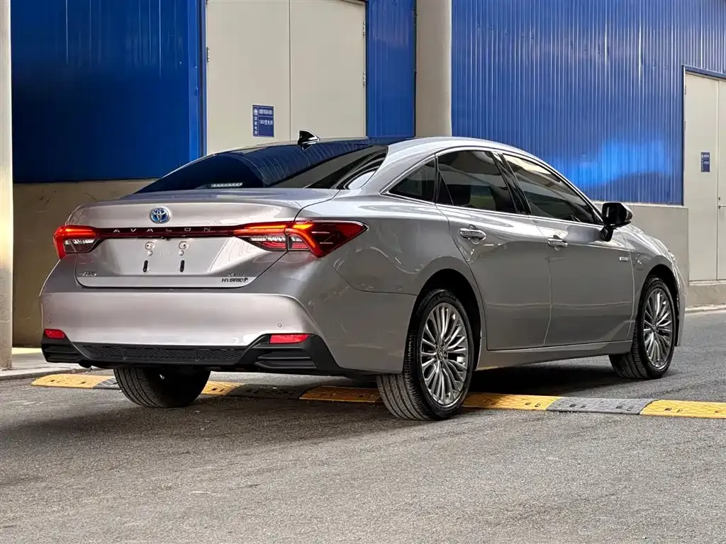 Toyota Avalon 2021 из CN, фото 8