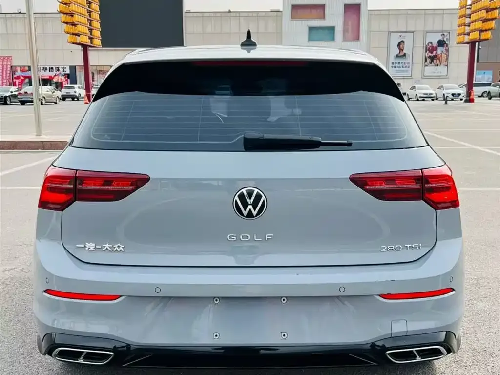Volkswagen Golf 2022 из CN, фото 4