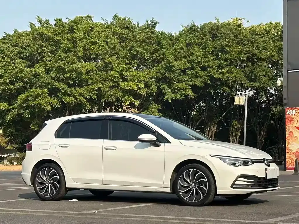 Volkswagen Golf 2022 из CN, фото 8