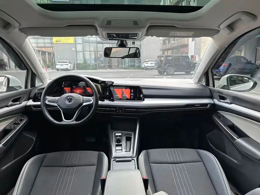 Volkswagen Golf 2022 из CN, фото 9