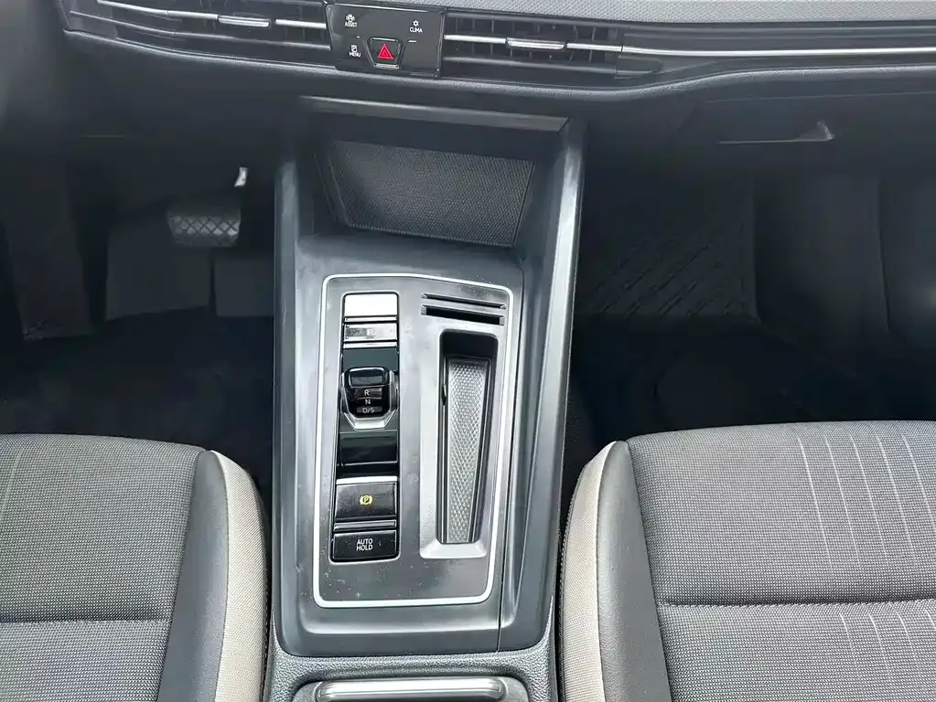 Volkswagen Golf 2022 из CN, фото 6