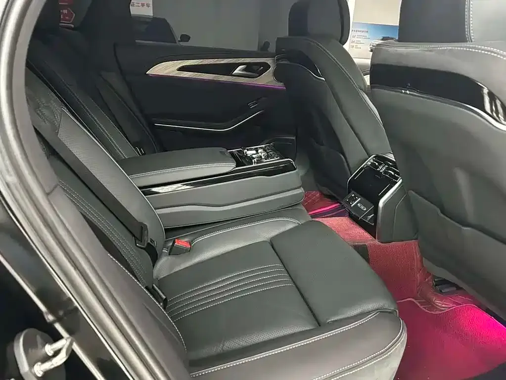 Hongqi H9 2022 из CN, фото 6