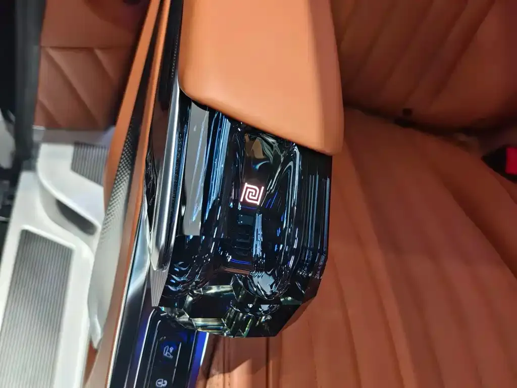 Mercedes-Benz Vito 2026 из CN, фото 3