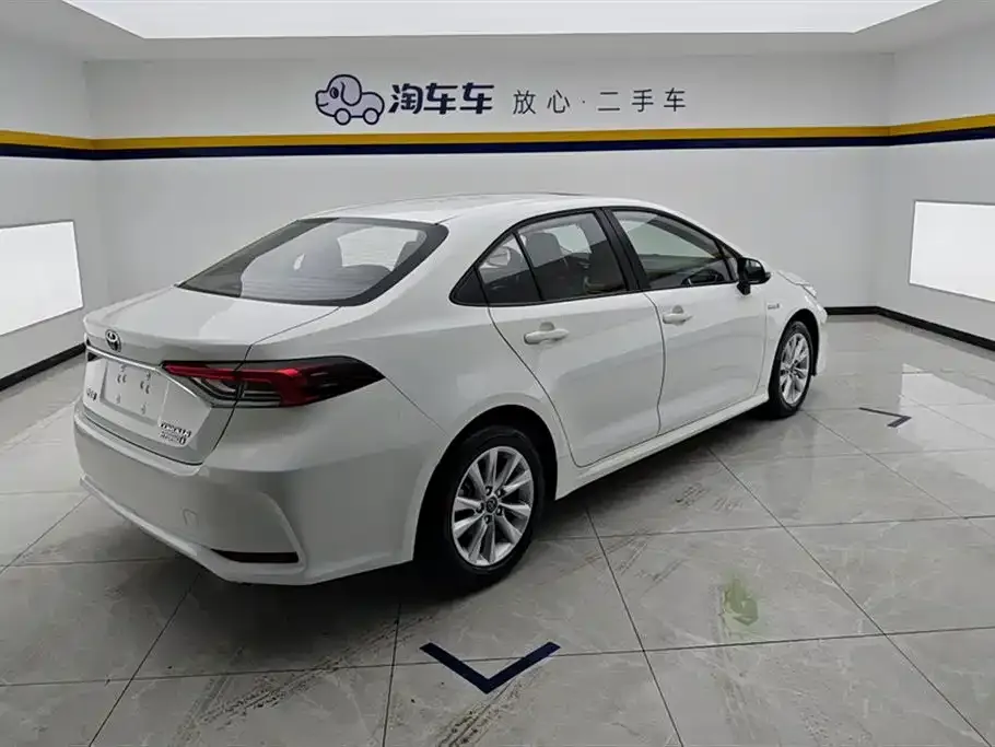 Toyota Corolla 2023 из CN, фото 8