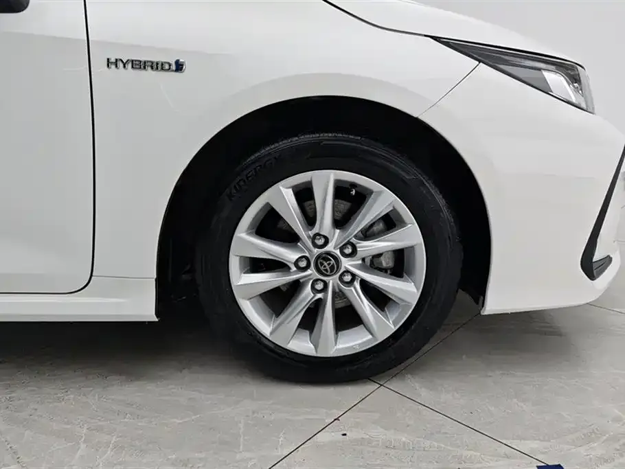 Toyota Corolla 2023 из CN, фото 10