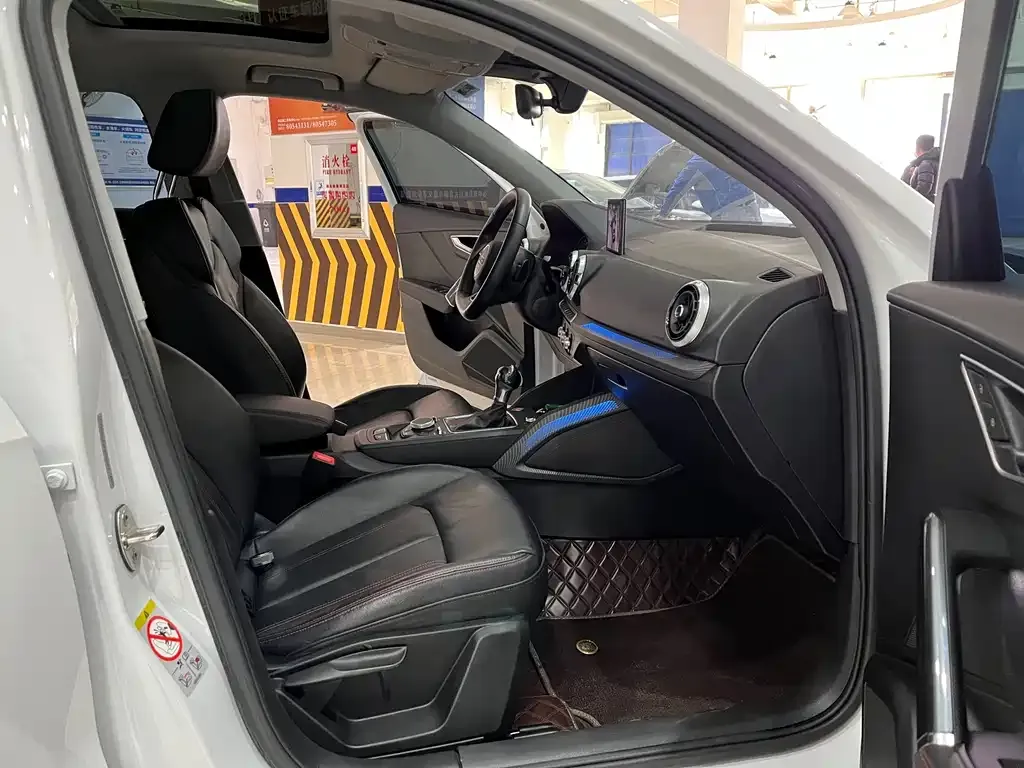 Audi Q2L 2022 из CN, фото 4