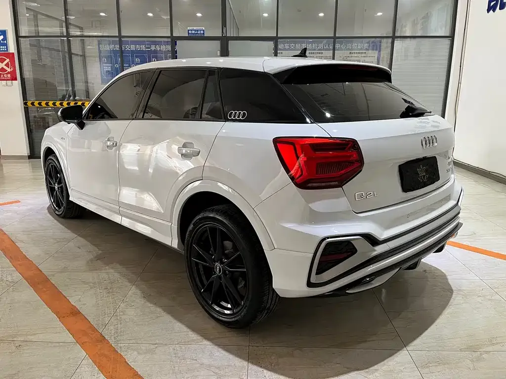 Audi Q2L 2022 из CN, фото 7