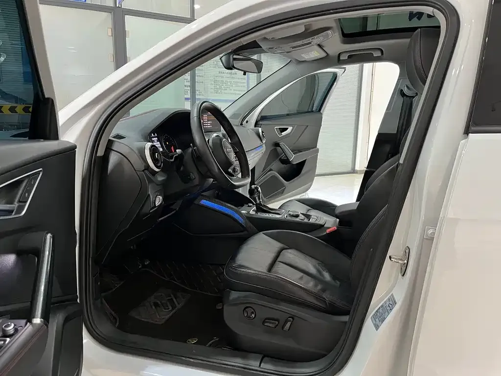 Audi Q2L 2022 из CN, фото 3