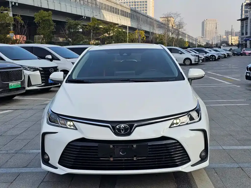 Toyota Corolla 2021 из CN, фото 6
