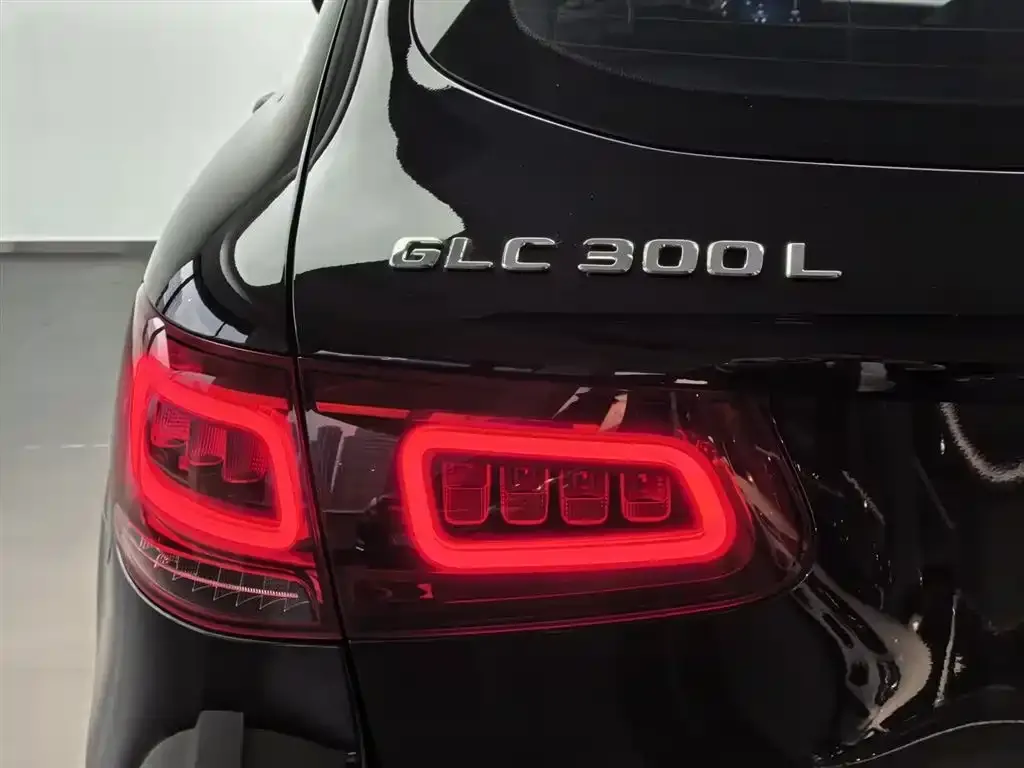 Mercedes-Benz GLC 2022 из CN, фото 2