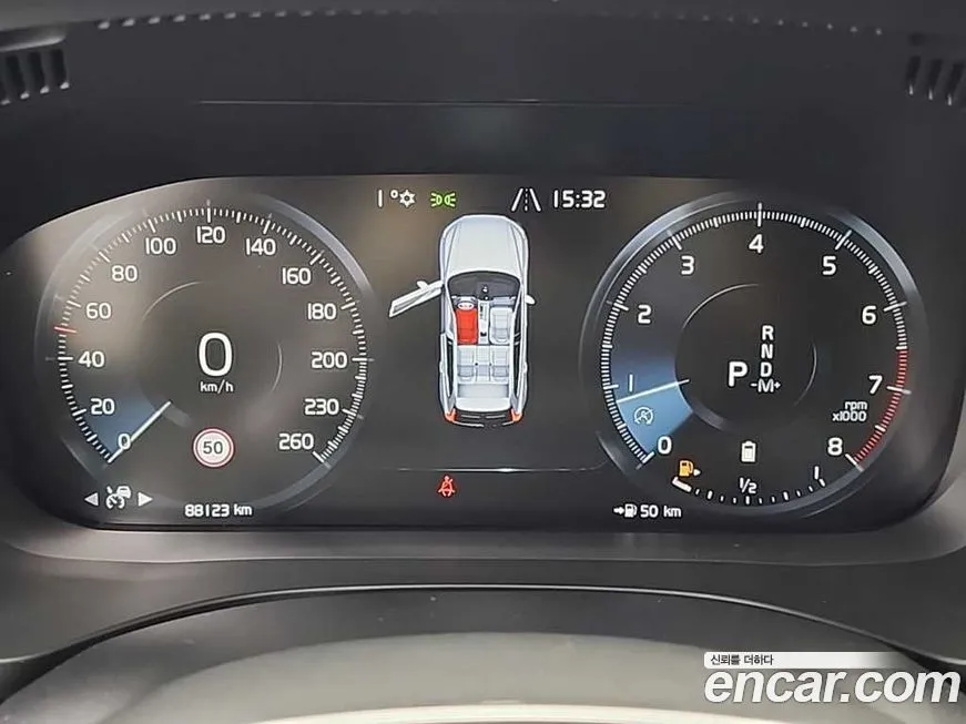 Volvo XC60 2021 из KR, фото 2