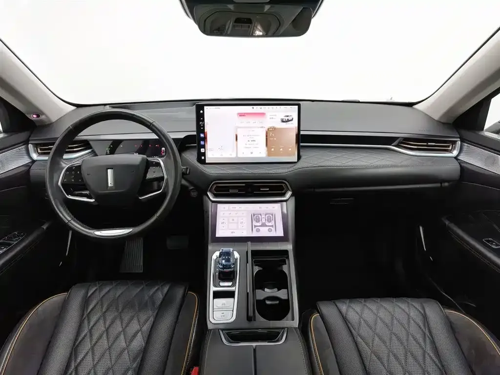 Wey Latte DHT-PHEV 2022 из CN, фото 6