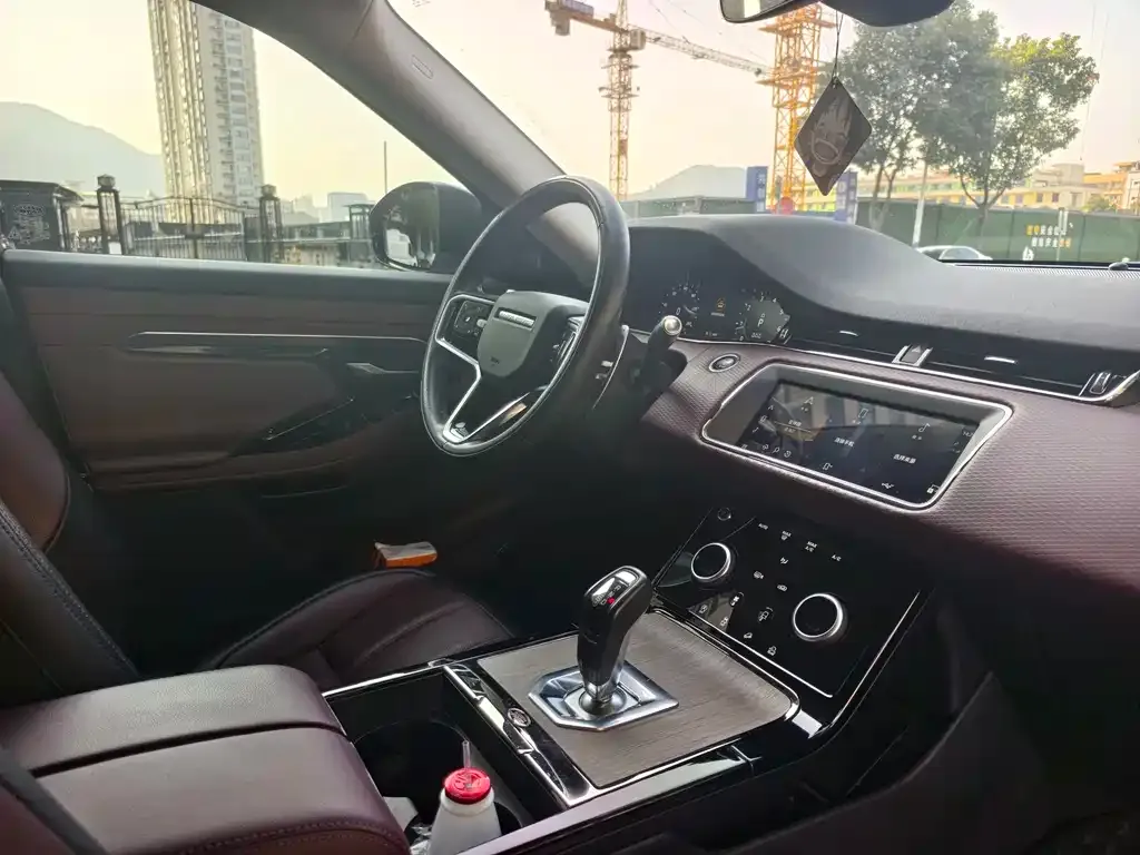 Land Rover Evoque — фото 6