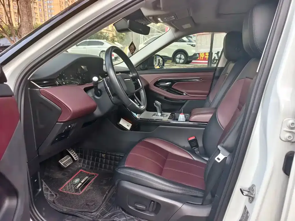 Land Rover Evoque — фото 4