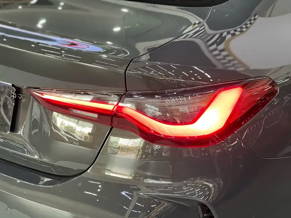 BMW 4 Series 2022 из CN, фото 10