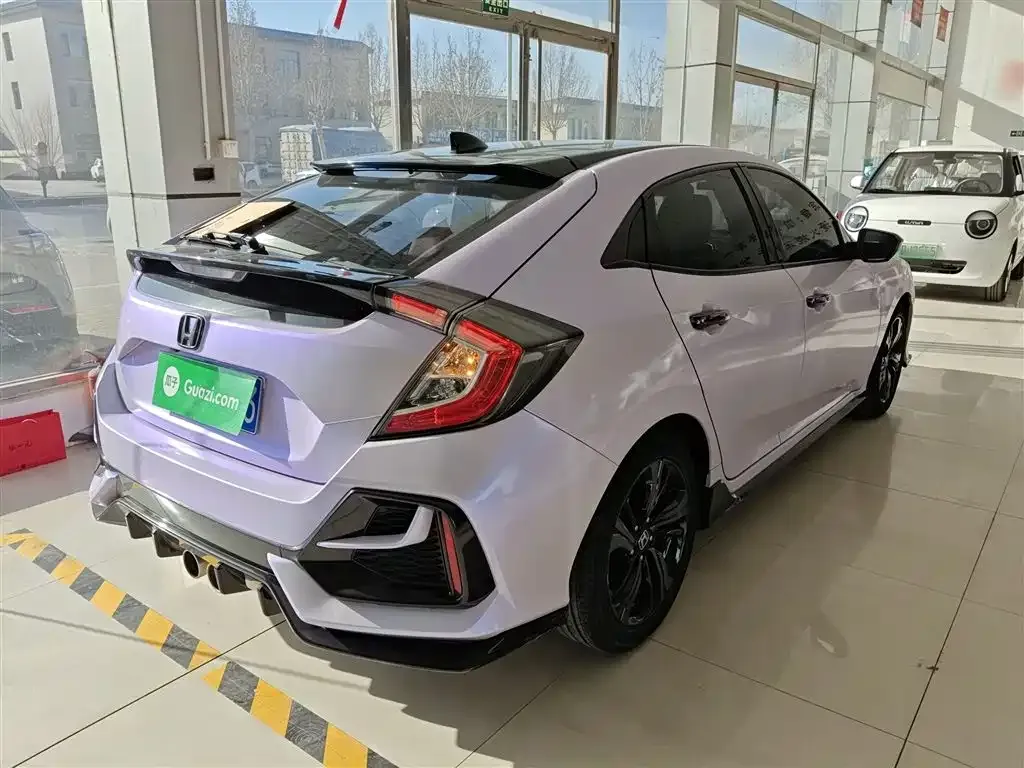 Honda Civic — фото 10