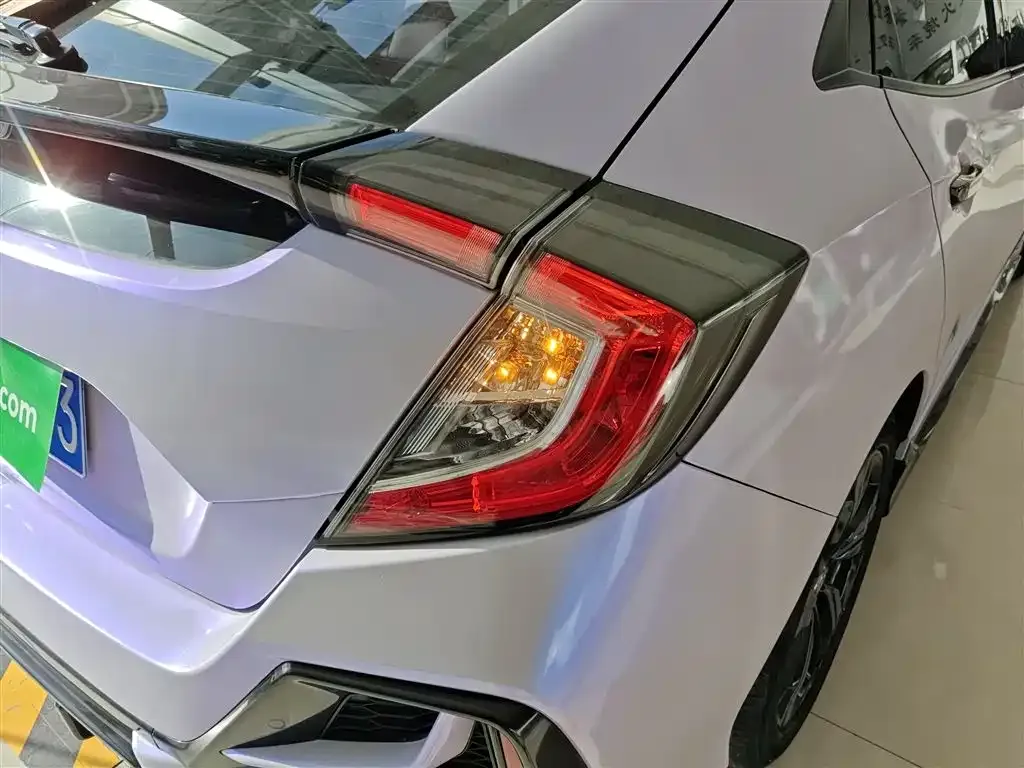 Honda Civic — фото 5