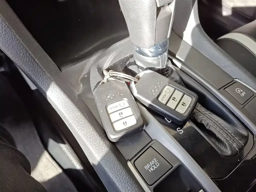 Honda Civic — фото 8