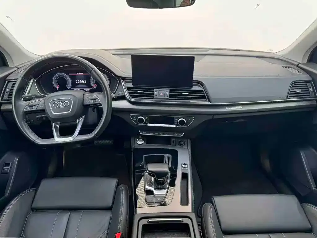 Audi Q5L 2022 из CN, фото 9