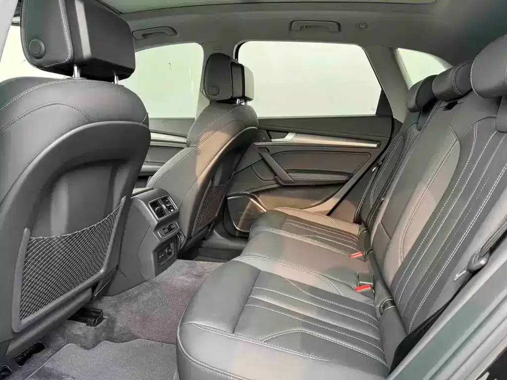 Audi Q5L 2022 из CN, фото 7