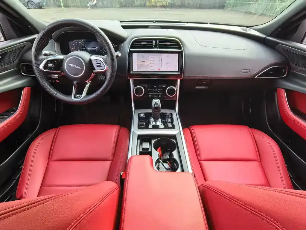 Jaguar XEL 2021 из CN, фото 4
