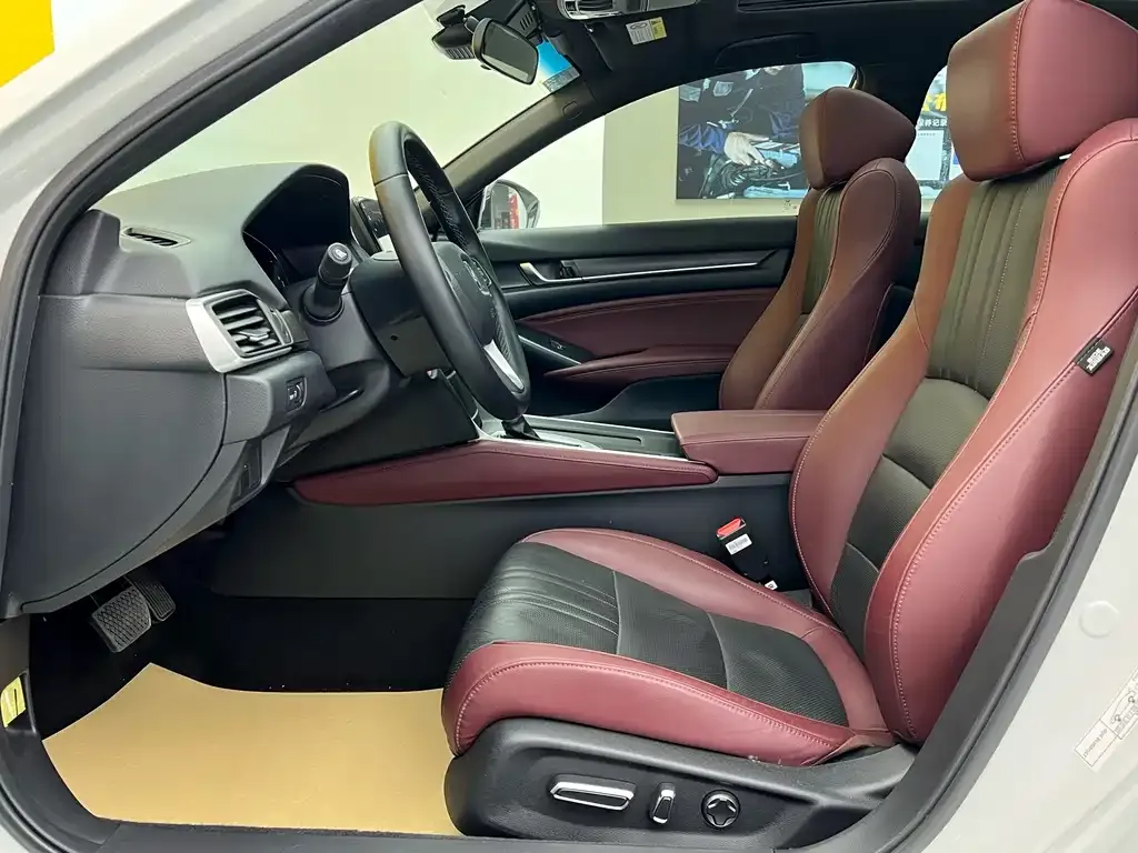 Honda Inspire 2023 из CN, фото 3