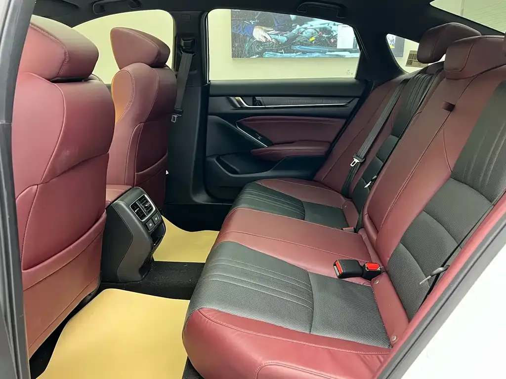 Honda Inspire 2023 из CN, фото 9