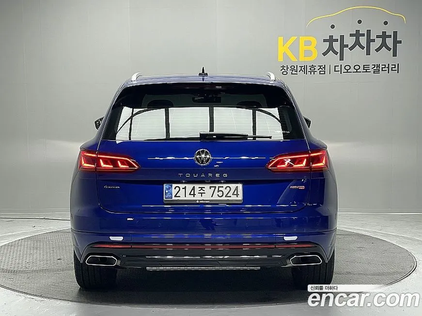 Volkswagen Touareg 2023 из KR, фото 6