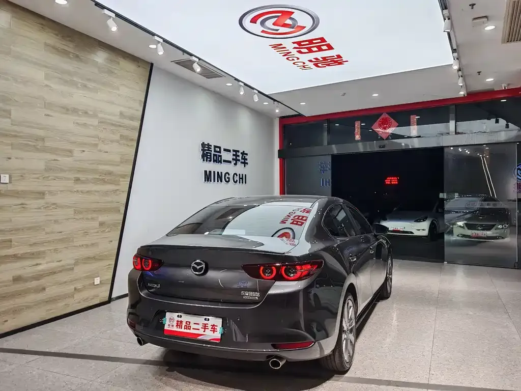 Mazda 3 Axela 2023 из CN, фото 3