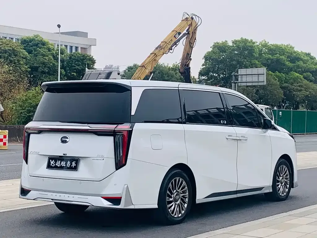 GAC Motor Trumpchi M8 — фото 4