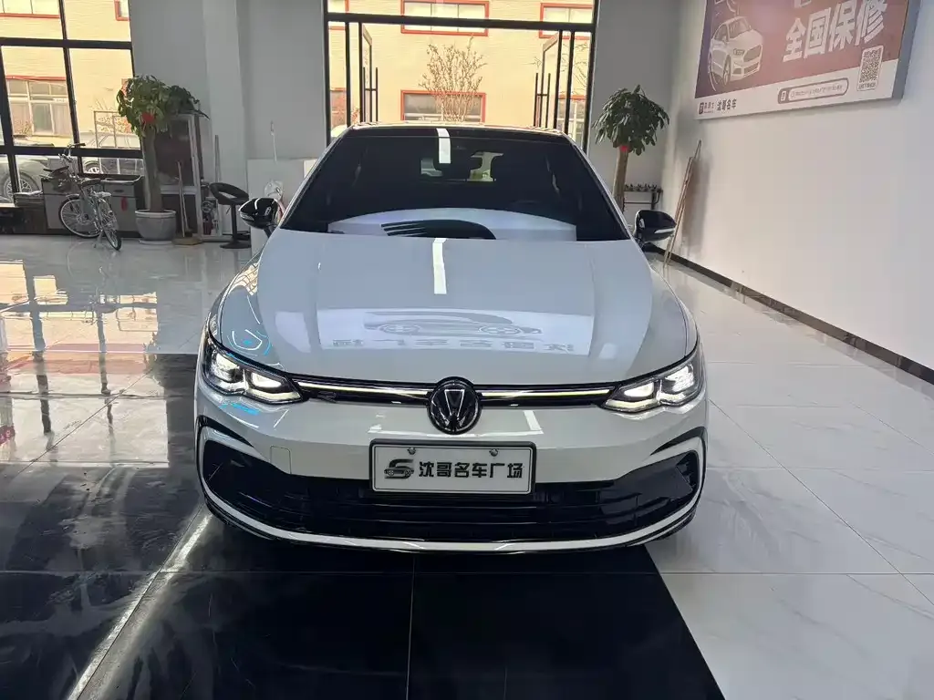 Volkswagen Golf 2024 из CN, фото 7