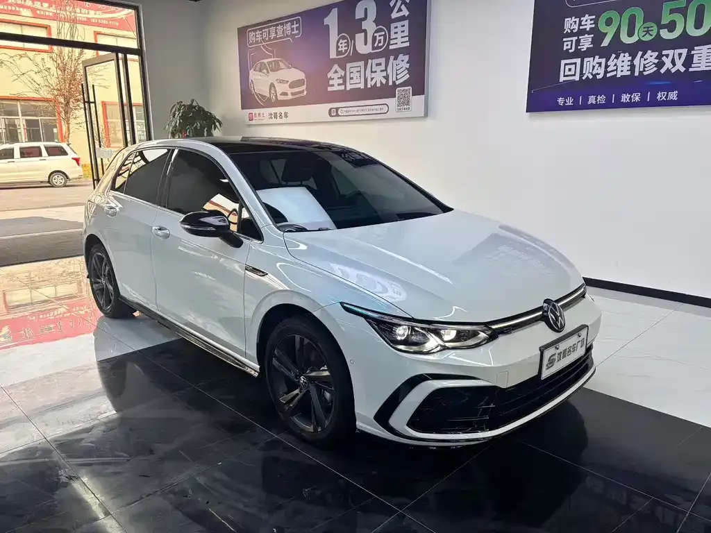 Volkswagen Golf 2024 из CN, фото 8