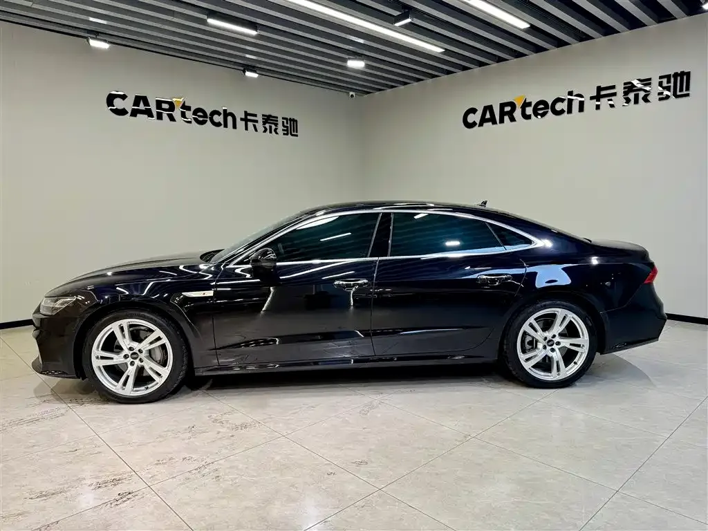 Audi A7L 2024 из CN, фото 2