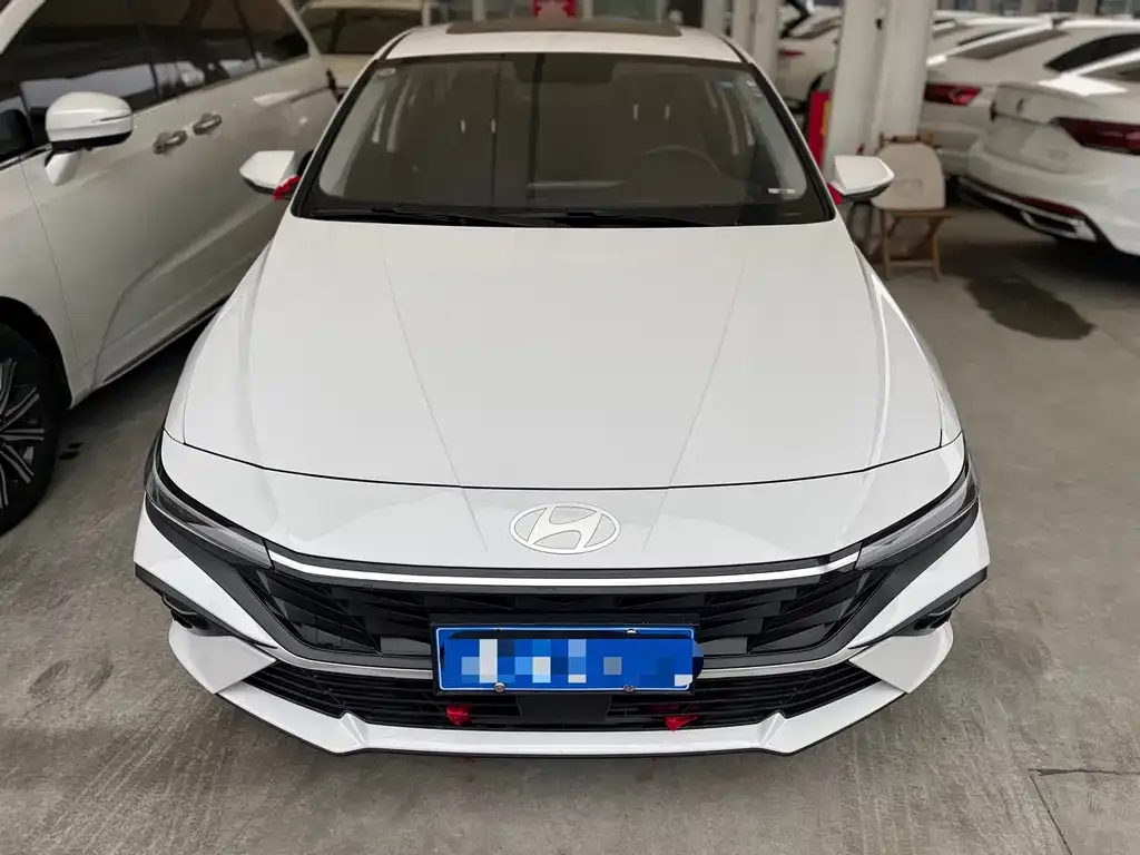 Hyundai Elantra 2025 из CN, фото 1