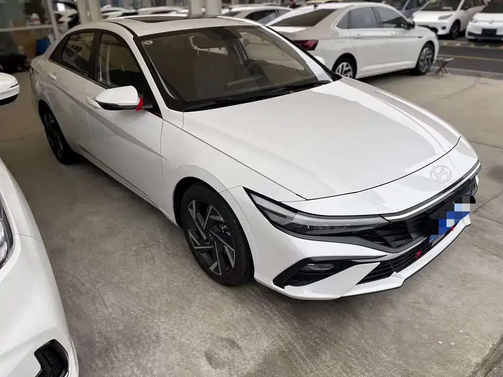 Hyundai Elantra 2025 из CN, фото 10
