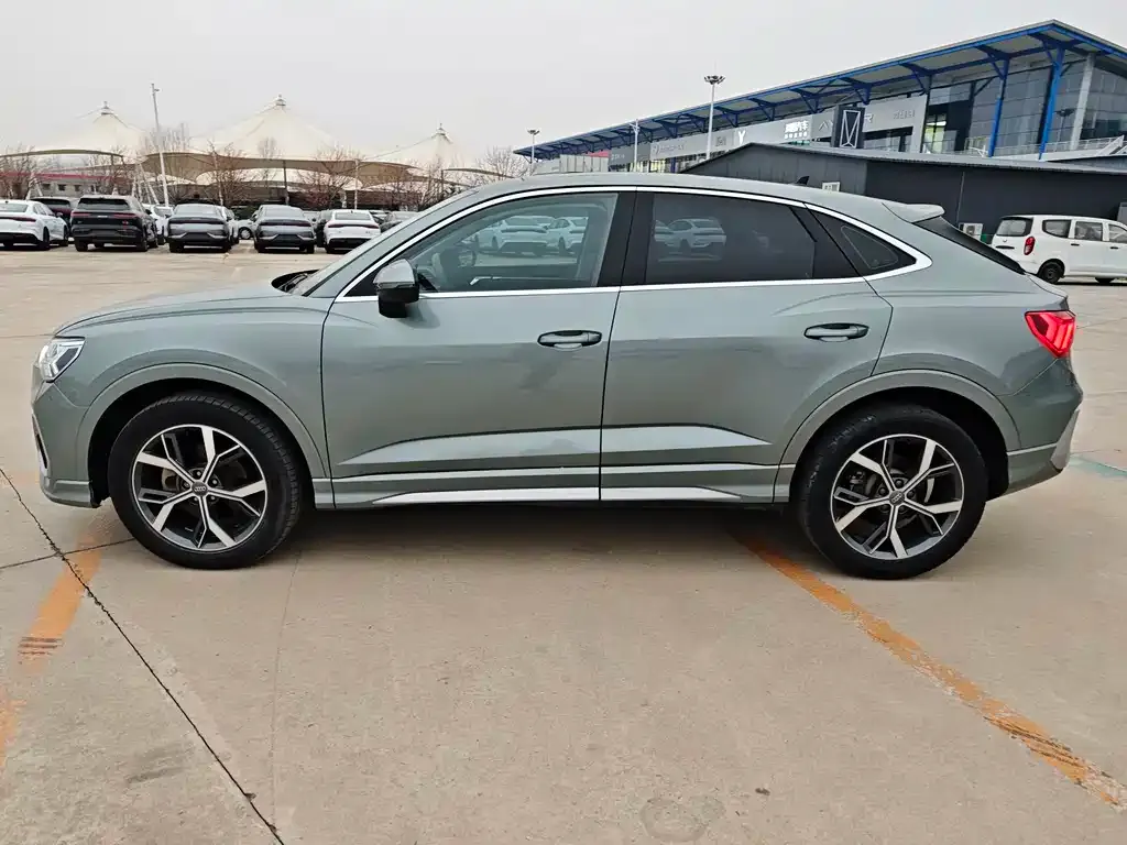 Audi Q3 Sportback 2021 из CN, фото 6