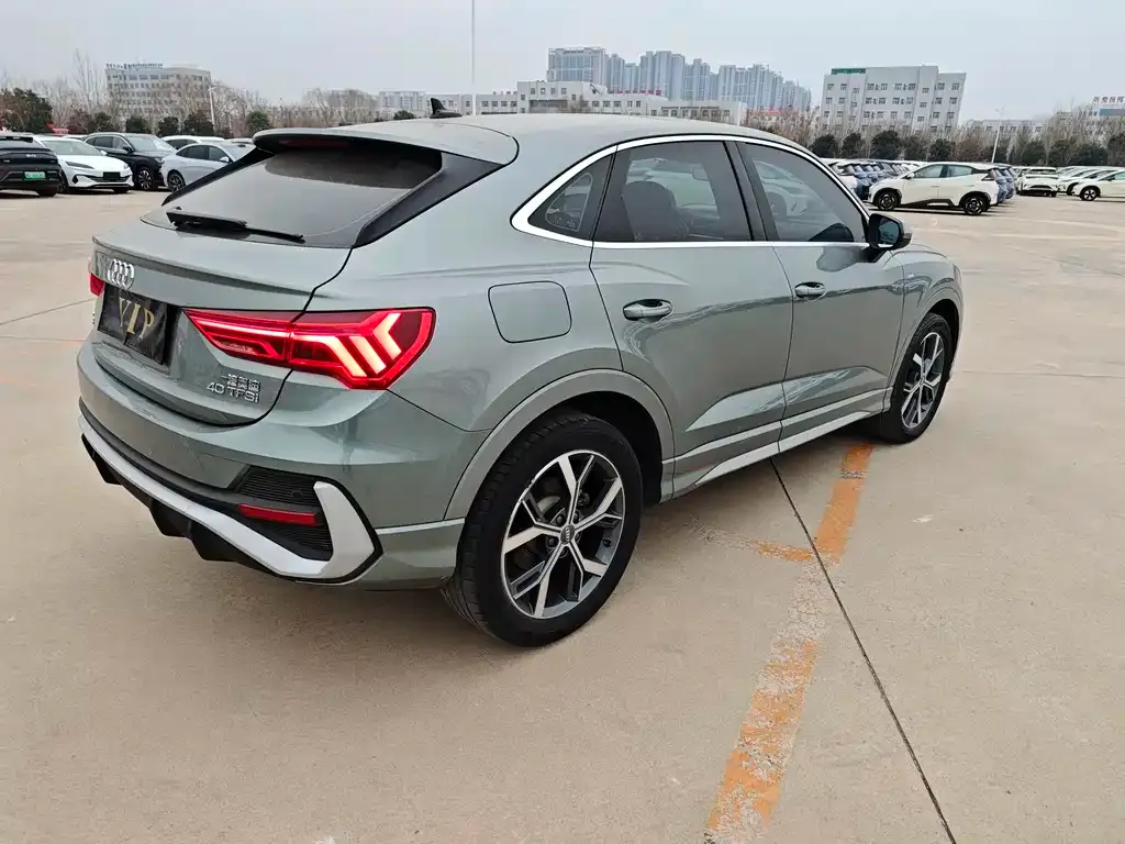 Audi Q3 Sportback 2021 из CN, фото 7