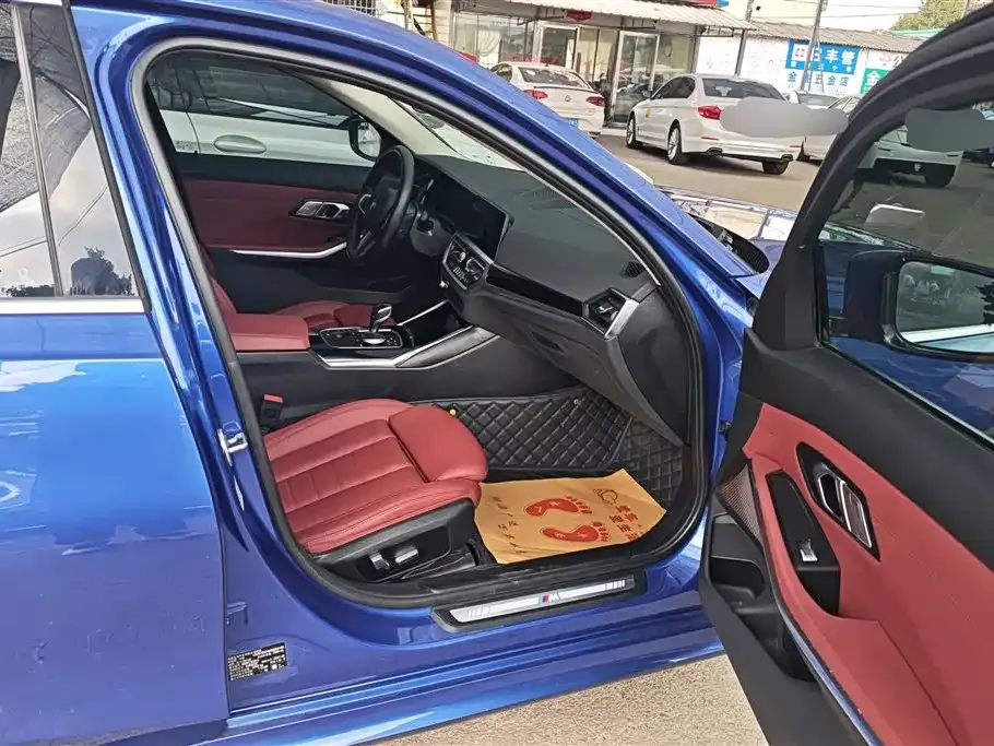 BMW 3 Series 2021 из CN, фото 7