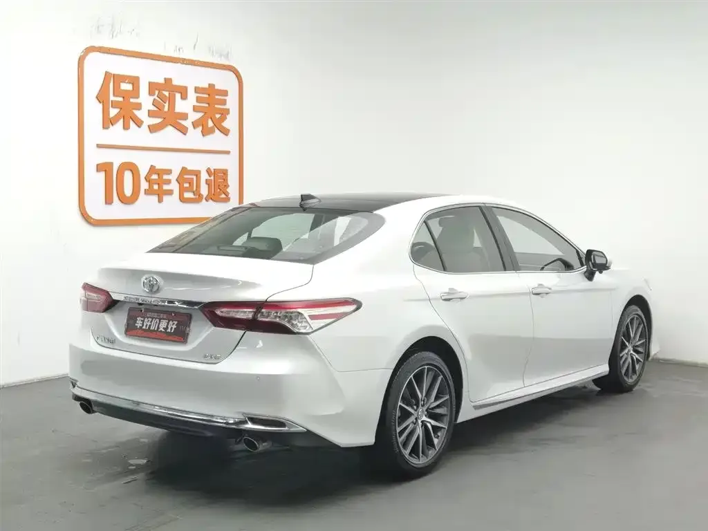 Toyota Camry 2023 из CN, фото 9