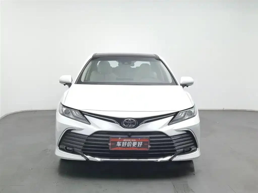 Toyota Camry 2023 из CN, фото 3