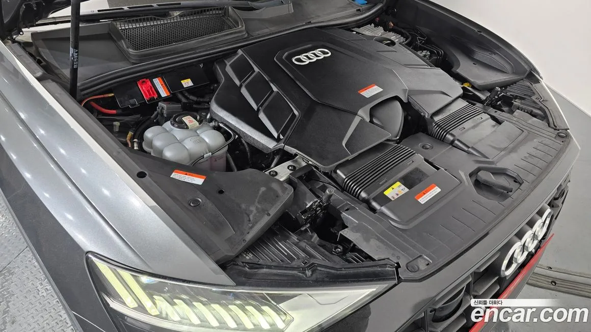 Audi Q8 2021 из KR, фото 7