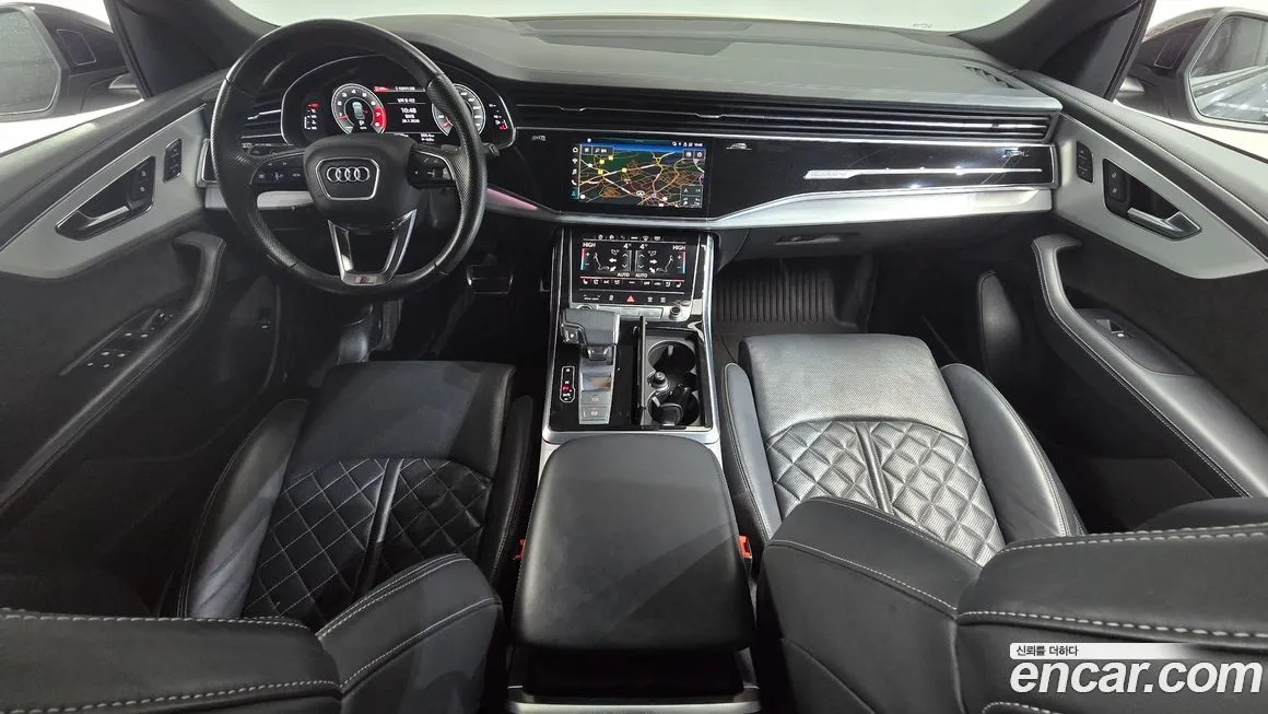 Audi Q8 2021 из KR, фото 9