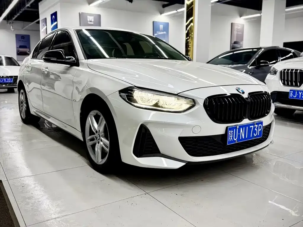 BMW 1 Series 2023 из CN, фото 6