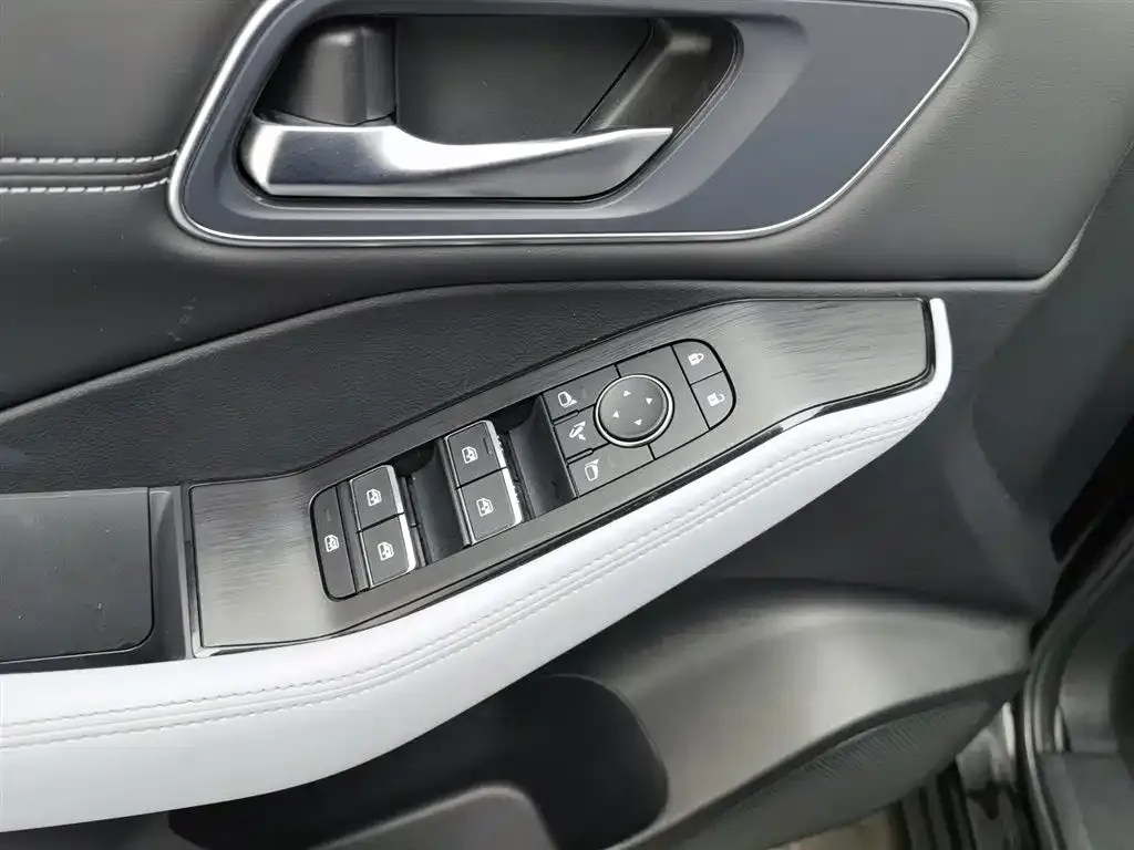 Nissan X-Trail 2024 из CN, фото 7