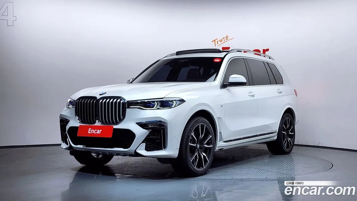 BMW X7 — фото 1