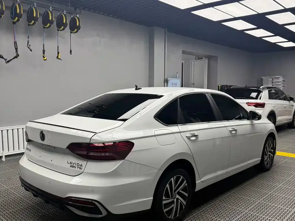 Volkswagen Lavida 2022 из CN, фото 5